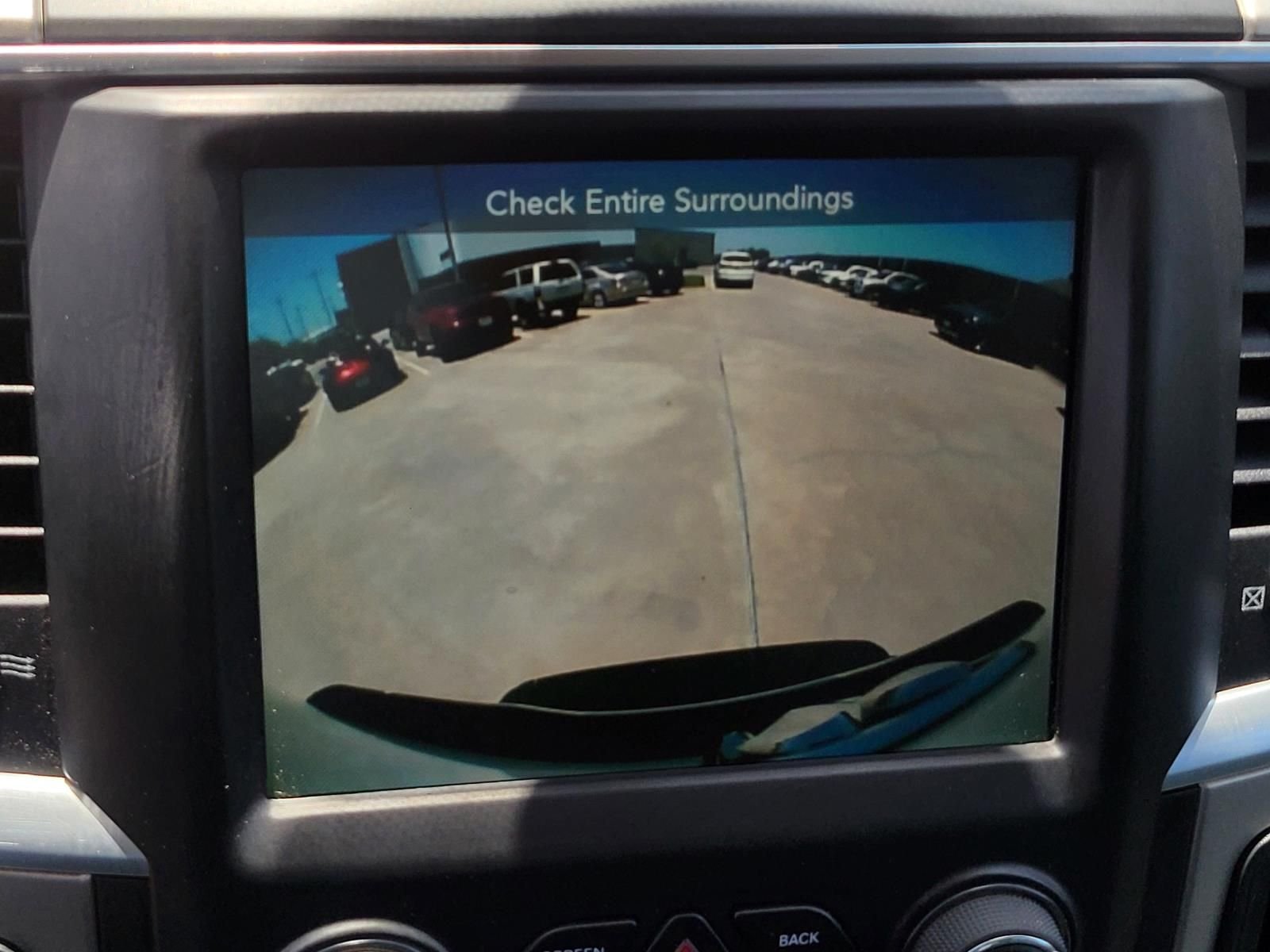 Used 2017 Bright White Clearcoat Ram SLT image 22