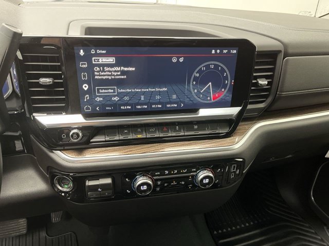 Used 2026 Onyx Black GMC Elevation image 18