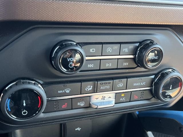 Used 2022  Ford Outer Banks image 32