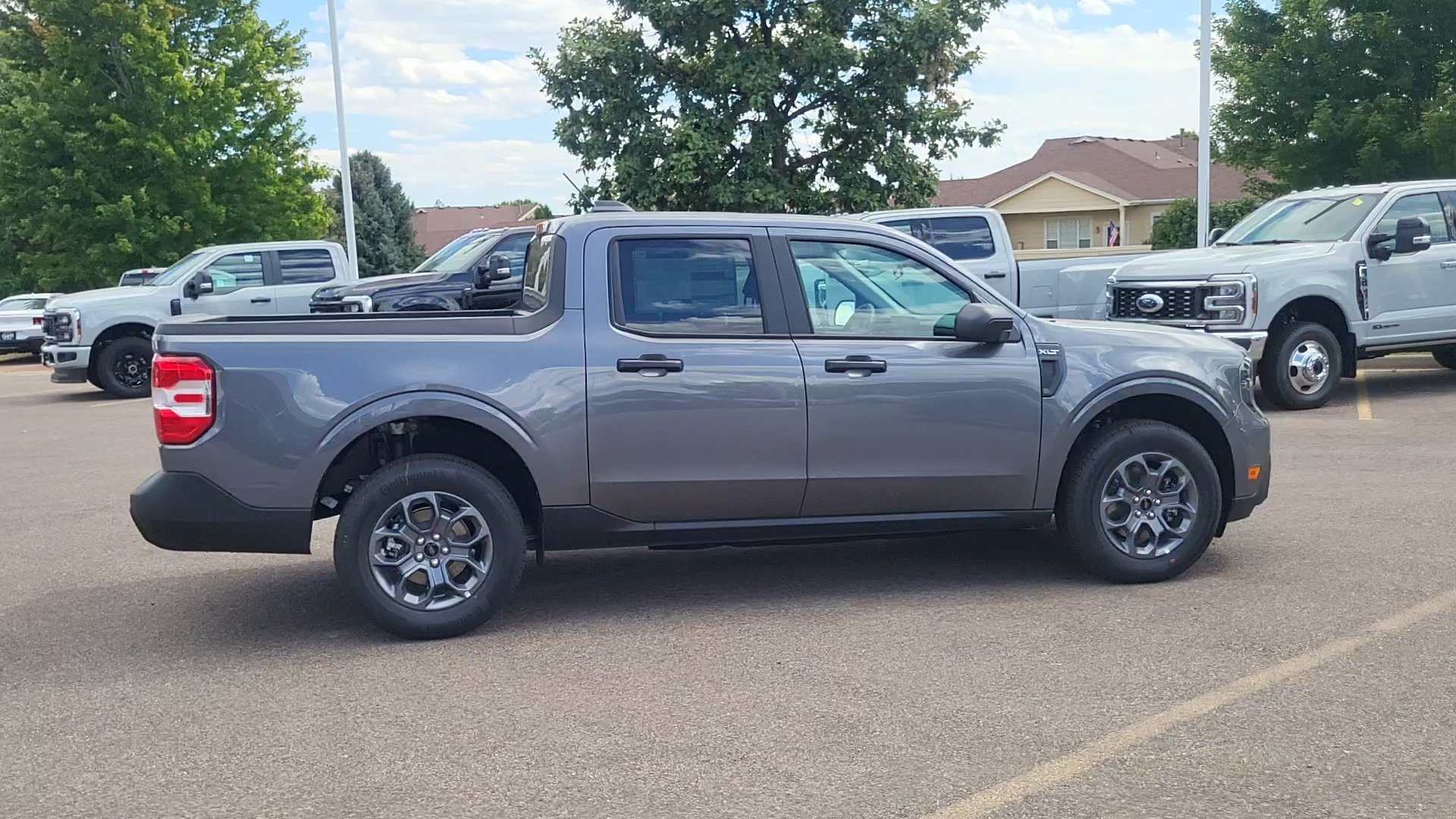 New 2026 Carbonized Gray Metallic Ford XLT image 5