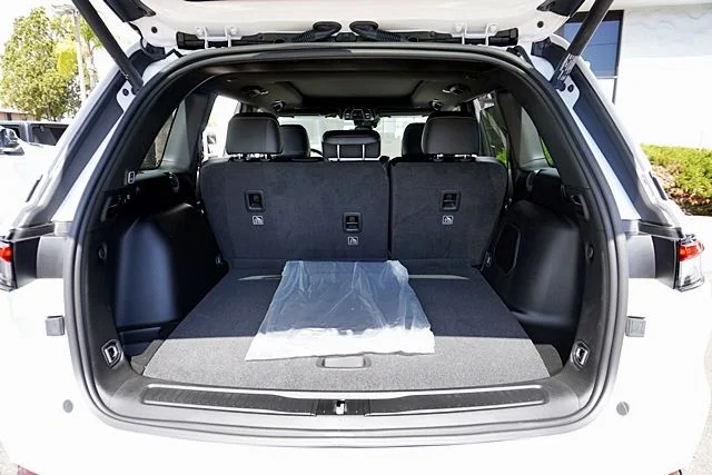 New 2026 Bright White Clearcoat Jeep Limited image 15