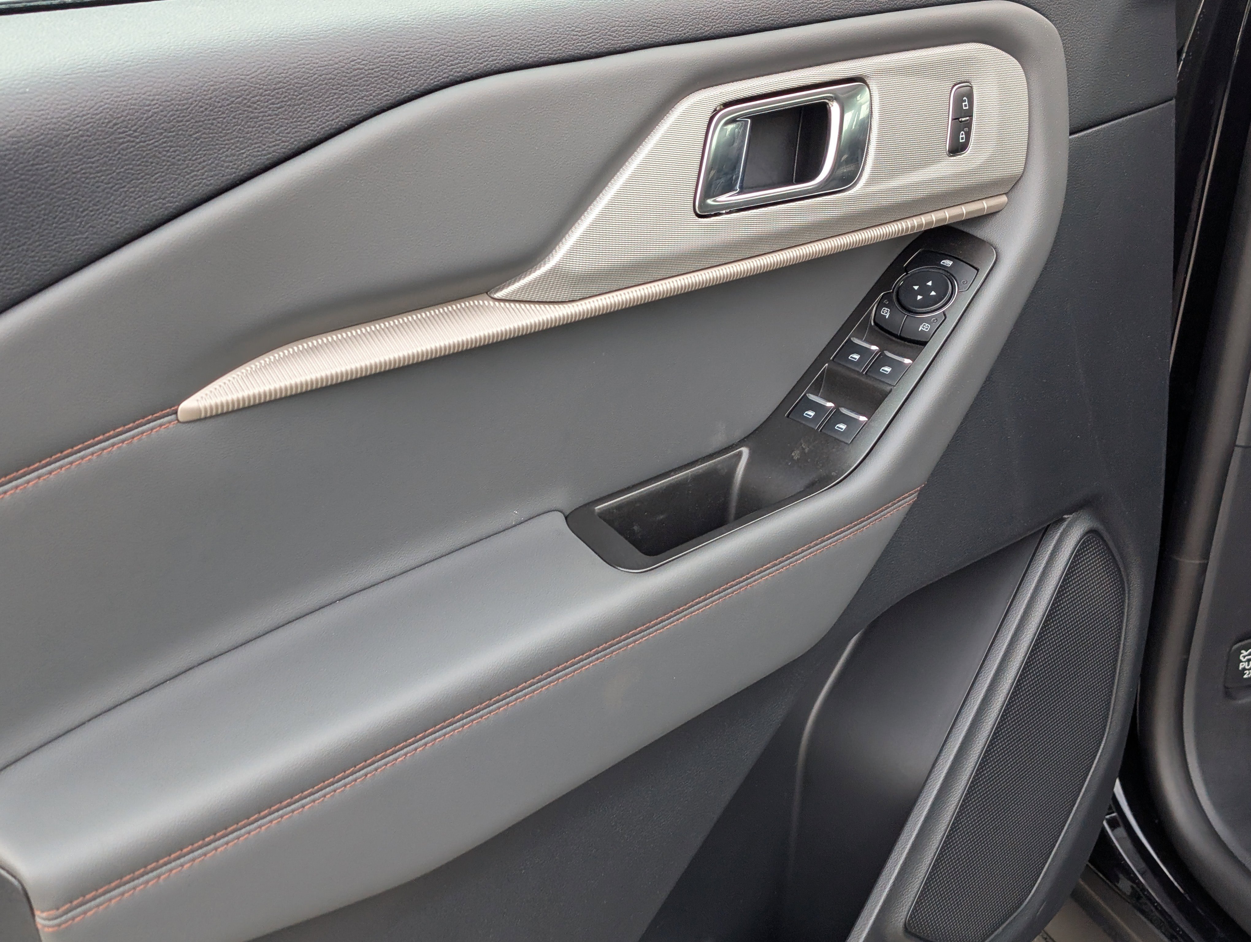 New 2026 Agate Black Metallic Ford Active image 17