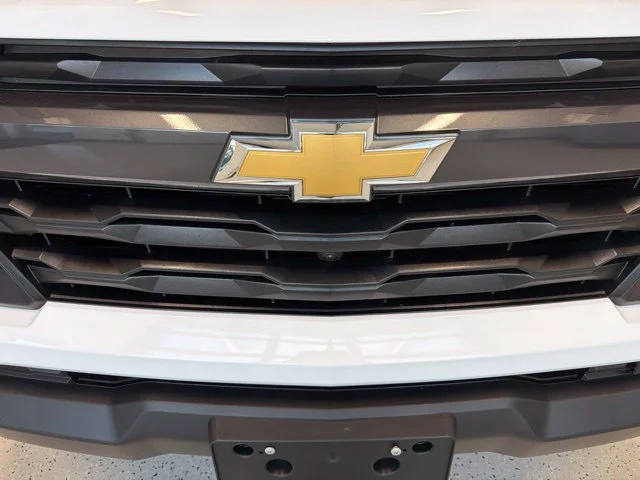New 2026 Summit White Chevrolet LT image 9