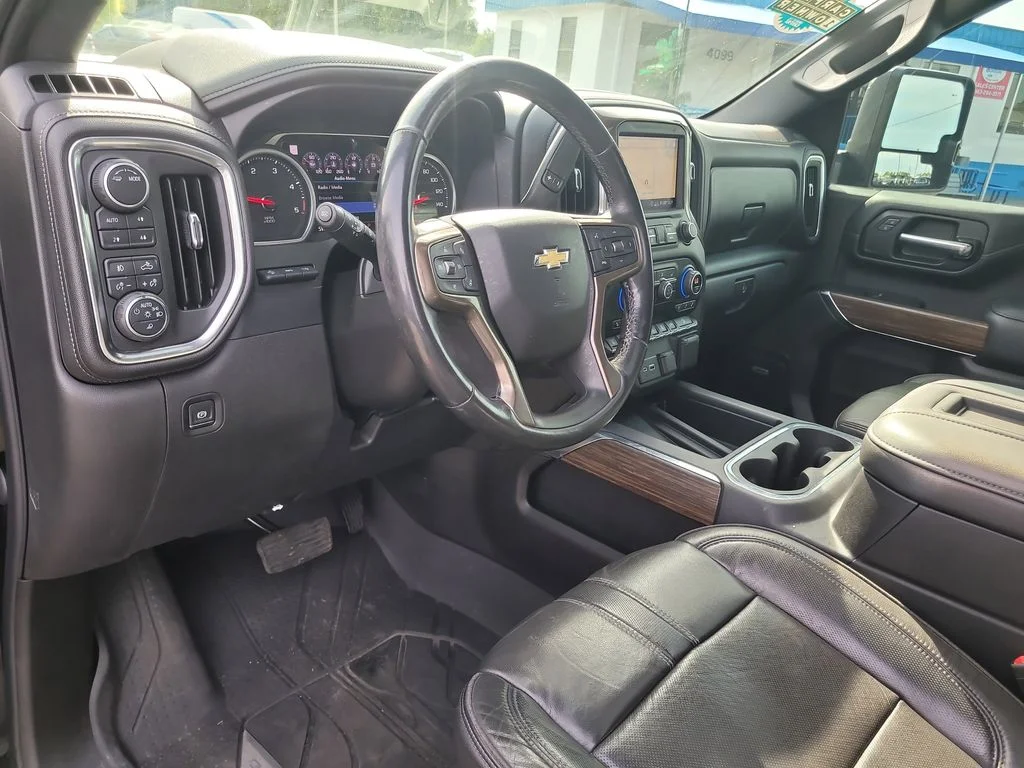 Certified Used 2020 Black Chevrolet High Country image 16