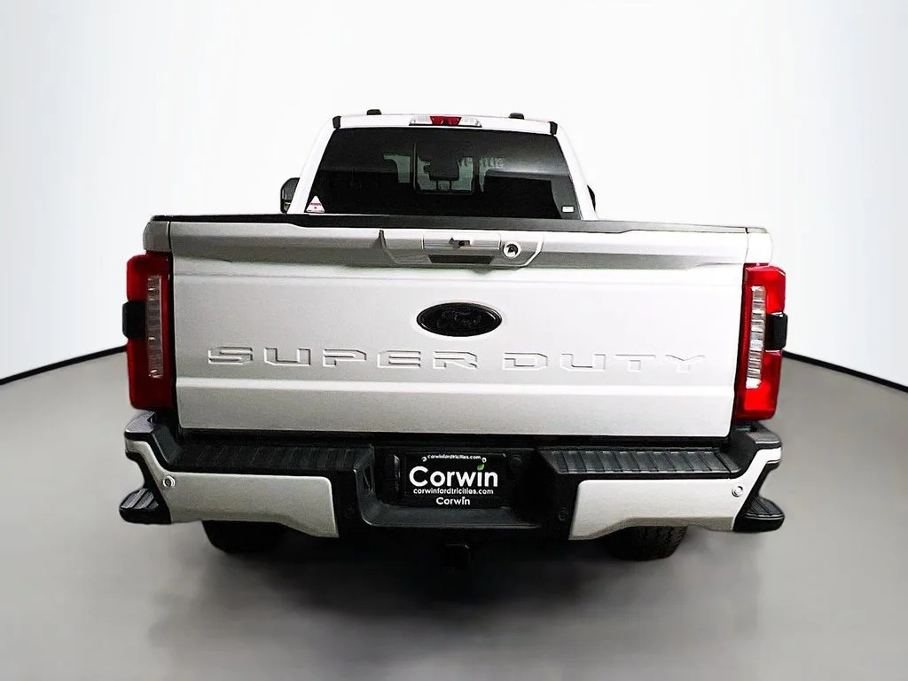 New 2026 Star White Metallic Tri-Coat Ford Lariat image 14