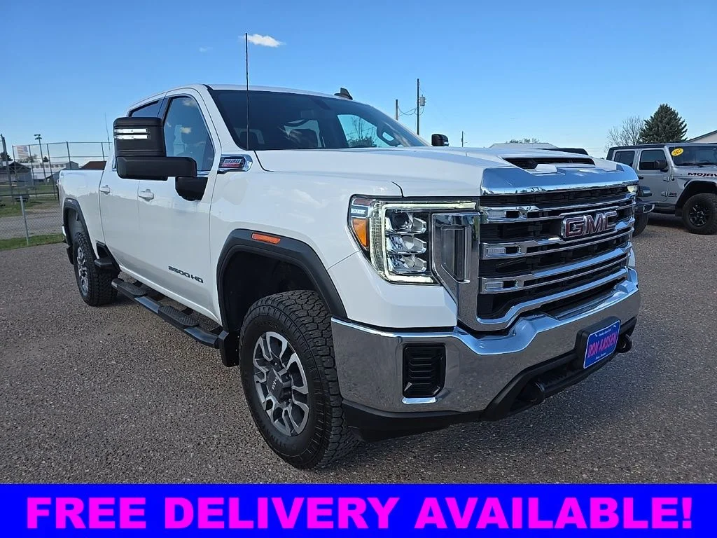 2023 GMC Sierra SLE 4WD Crew Cab Standard Box's photo