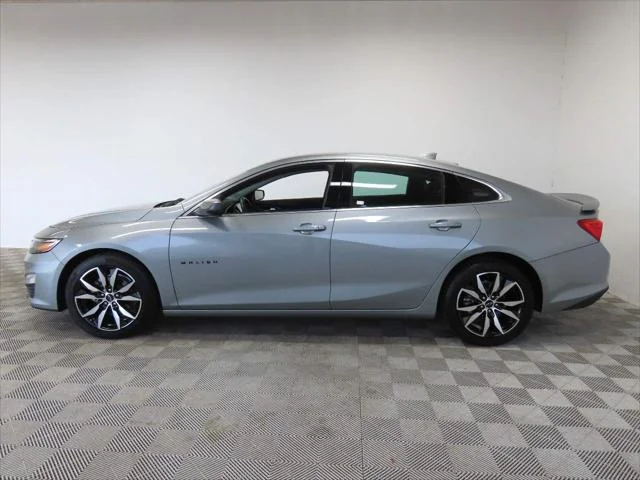 Used 2025 Sterling Gray Metallic Chevrolet RS image 5