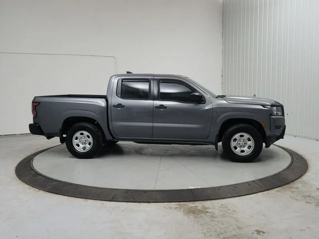 Used 2022 Gray Nissan S image 9