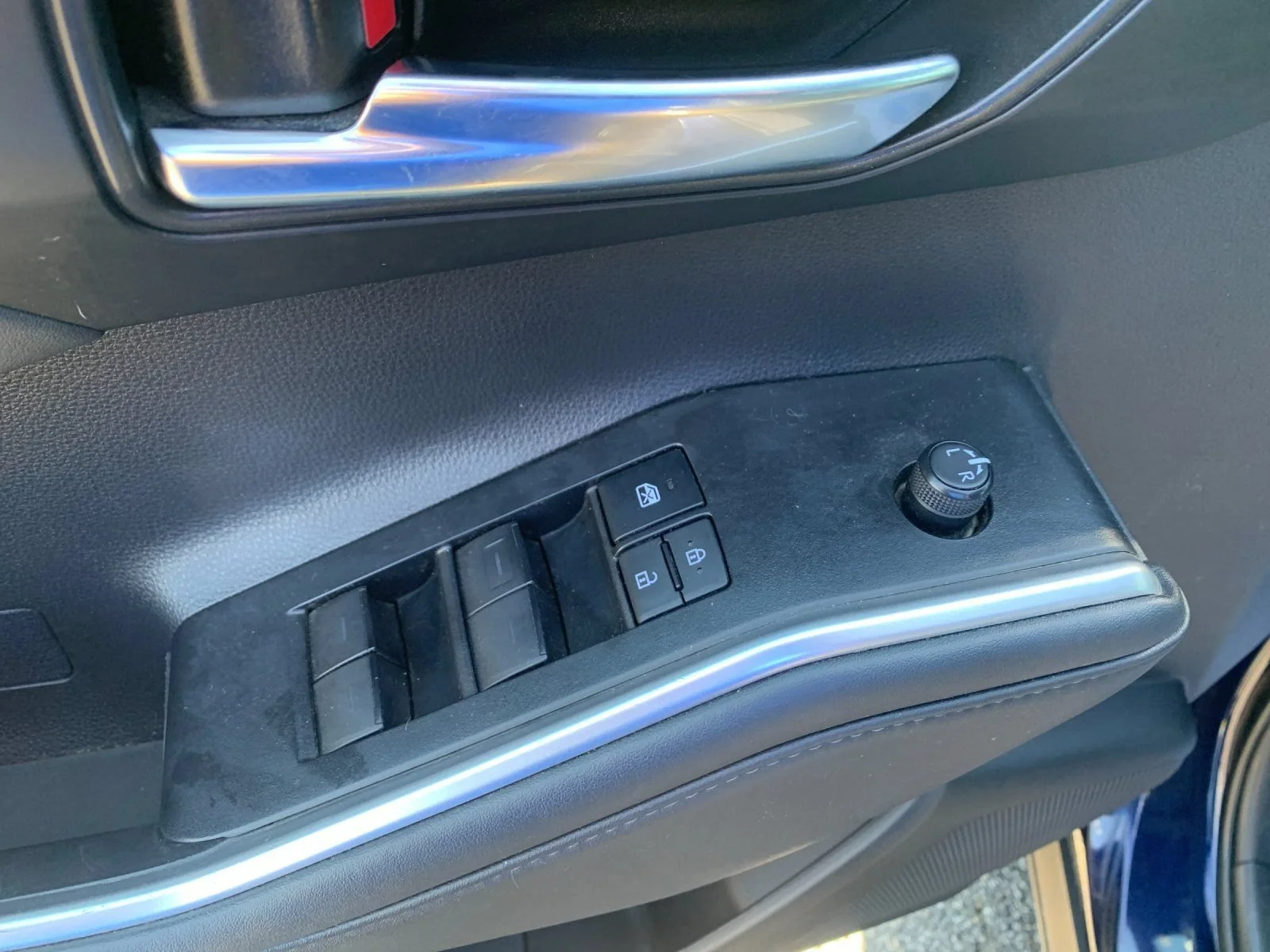 Used 2021 Blue Toyota XSE image 12