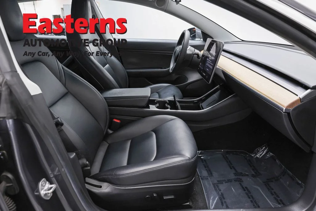 Used 2019 Gray Tesla Long Range image 18