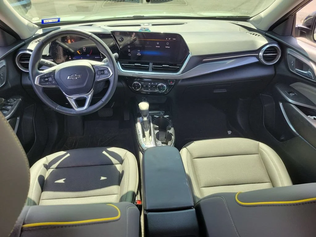 Used 2024 Cacti Green Chevrolet ACTIV image 20