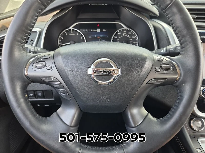 Used 2021 Scarlet NISSAN FWD PLATINUM image 29