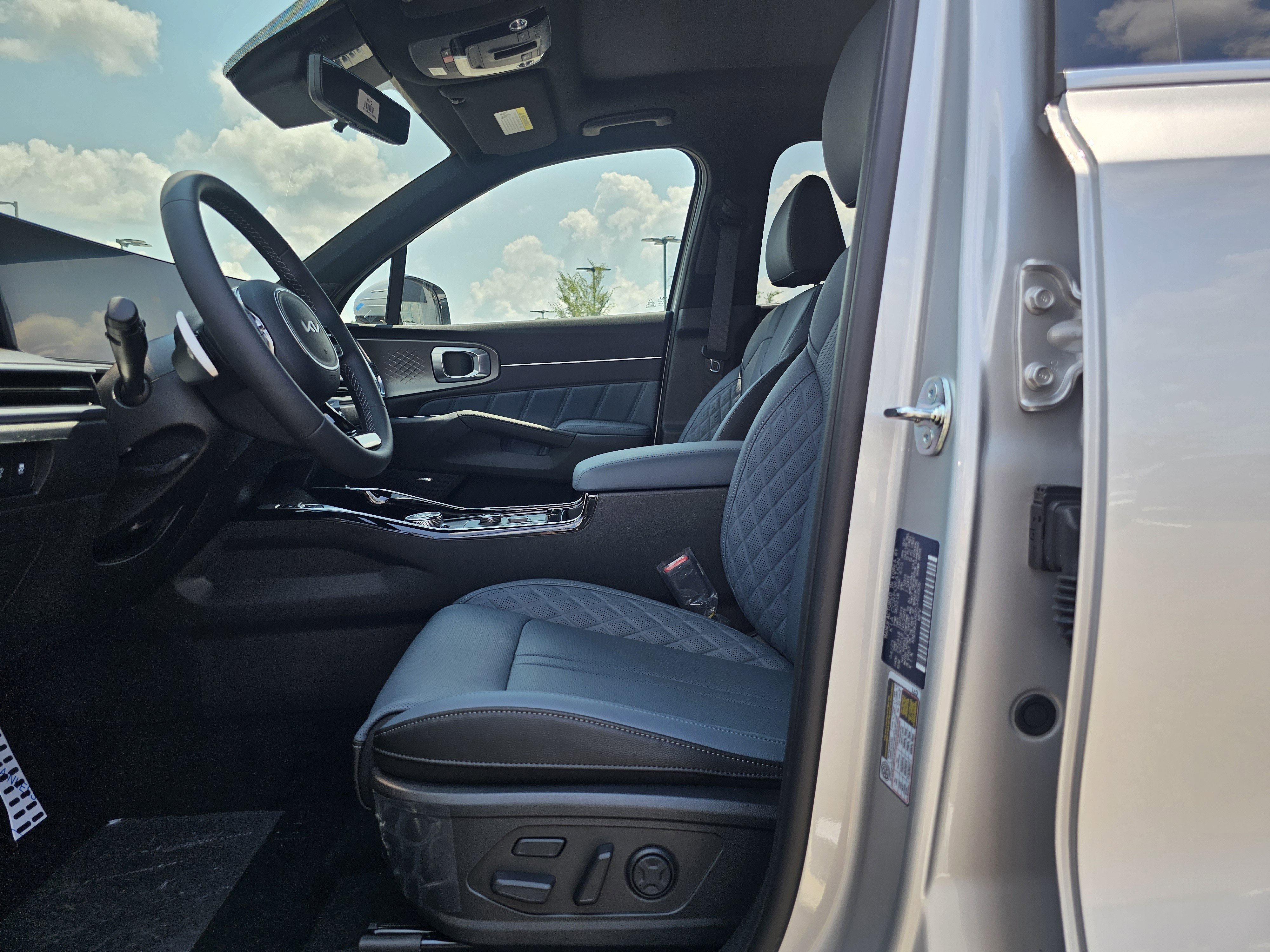 New 2025 Silky Silver Kia SX Prestige image 12