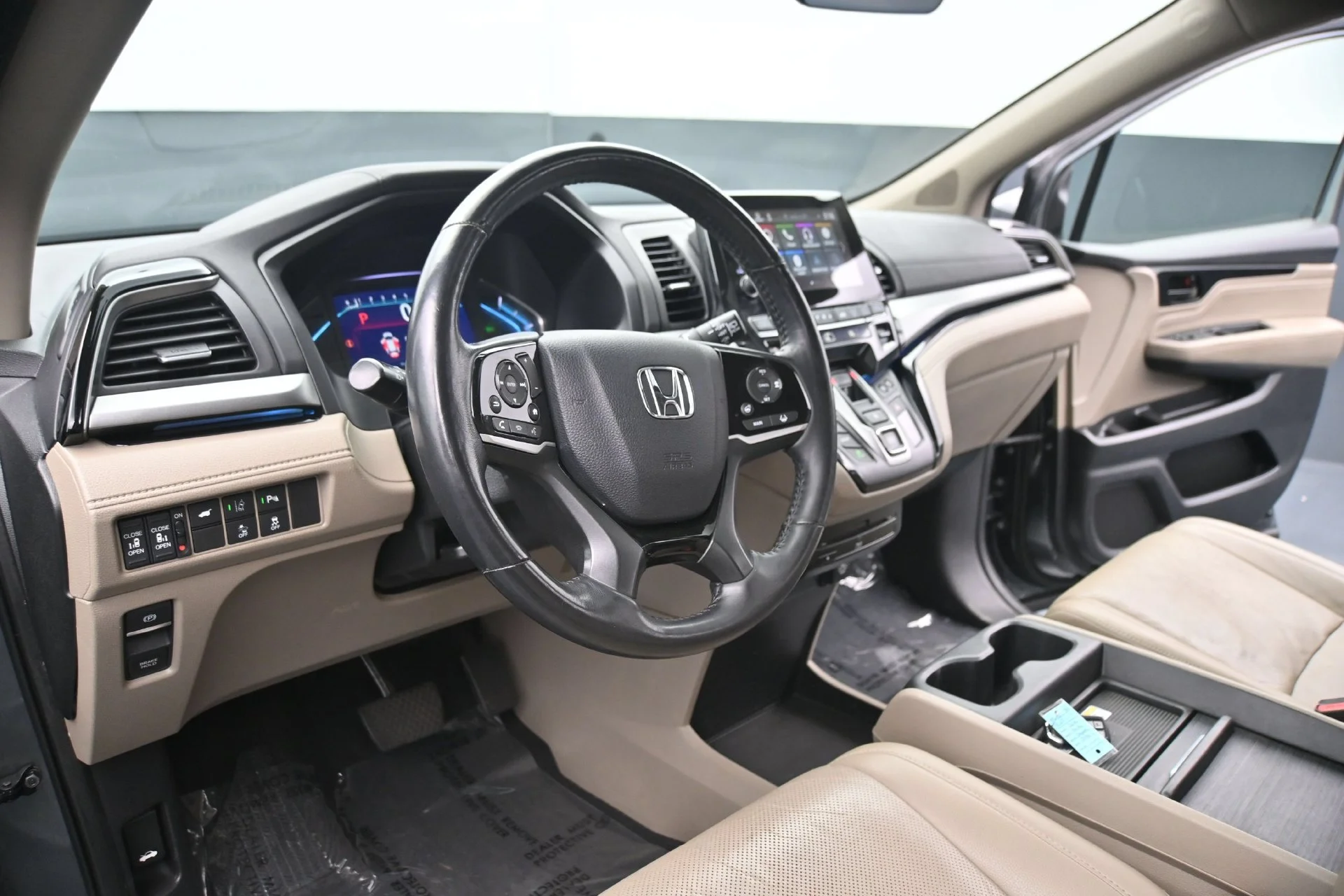 Used 2019 Gray Honda Elite Auto image 24
