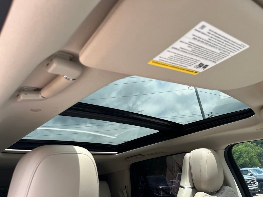 Used 2020 White Lincoln Reserve image 38