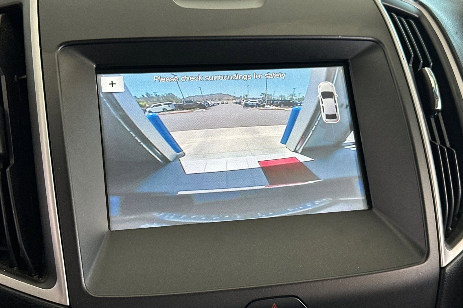 Used 2018 Black Ford SEL image 25