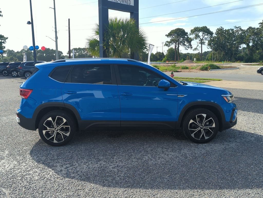 Used 2022 Blue Volkswagen 1.5T SE image 8