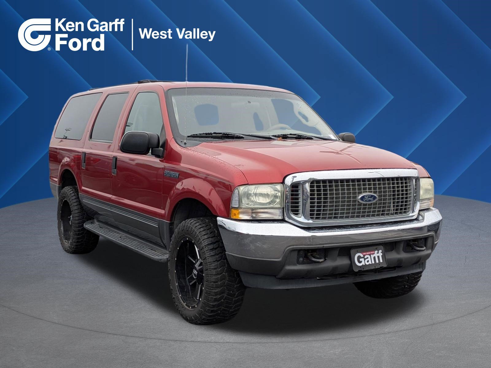 2004 Ford Excursion's photo