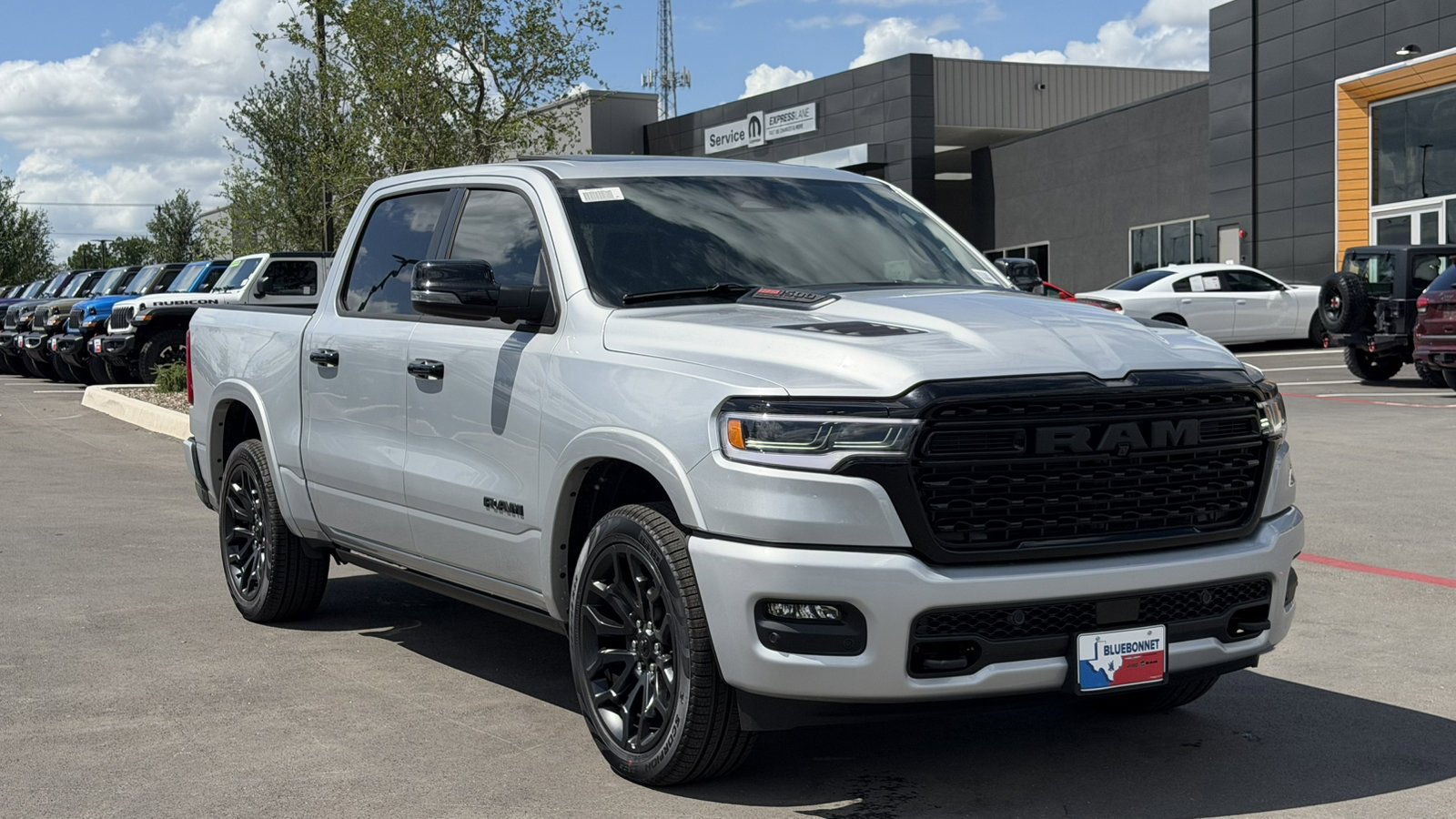 New 2026 Silver Zynith Exterior Paint RAM Limited image 3