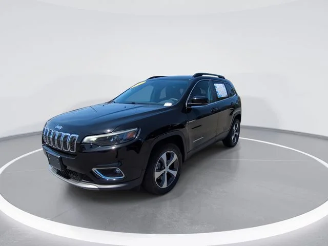 Used 2022 Black Jeep Limited image 3