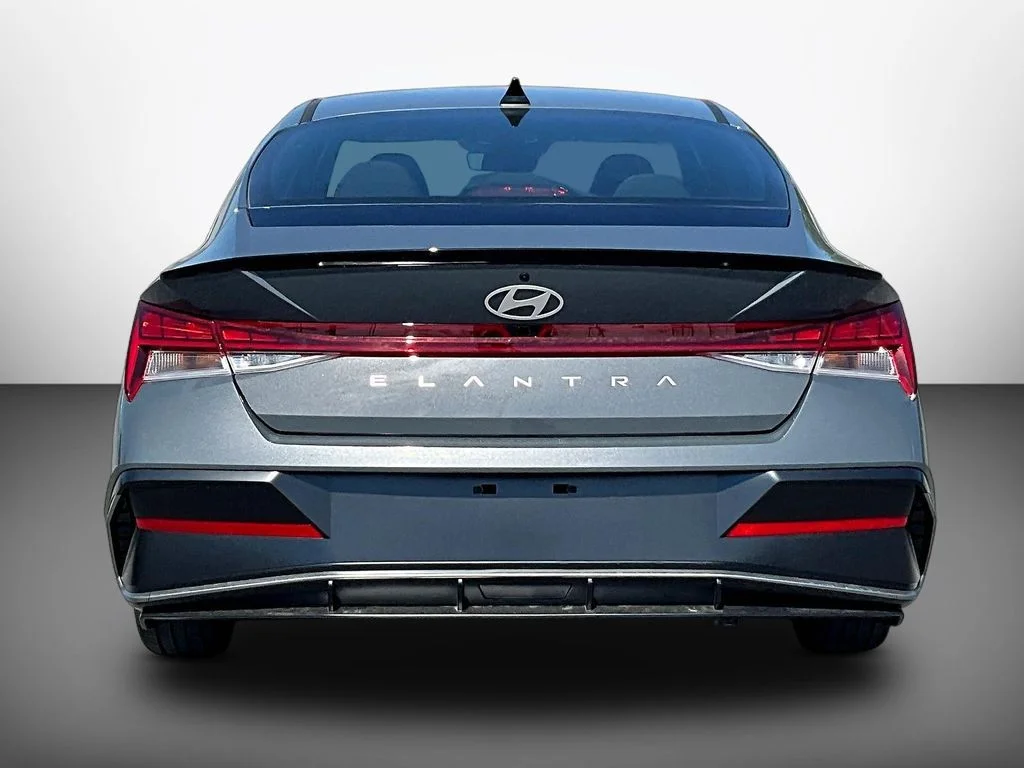 New 2026 Gray Hyundai SEL Sport Premium image 4