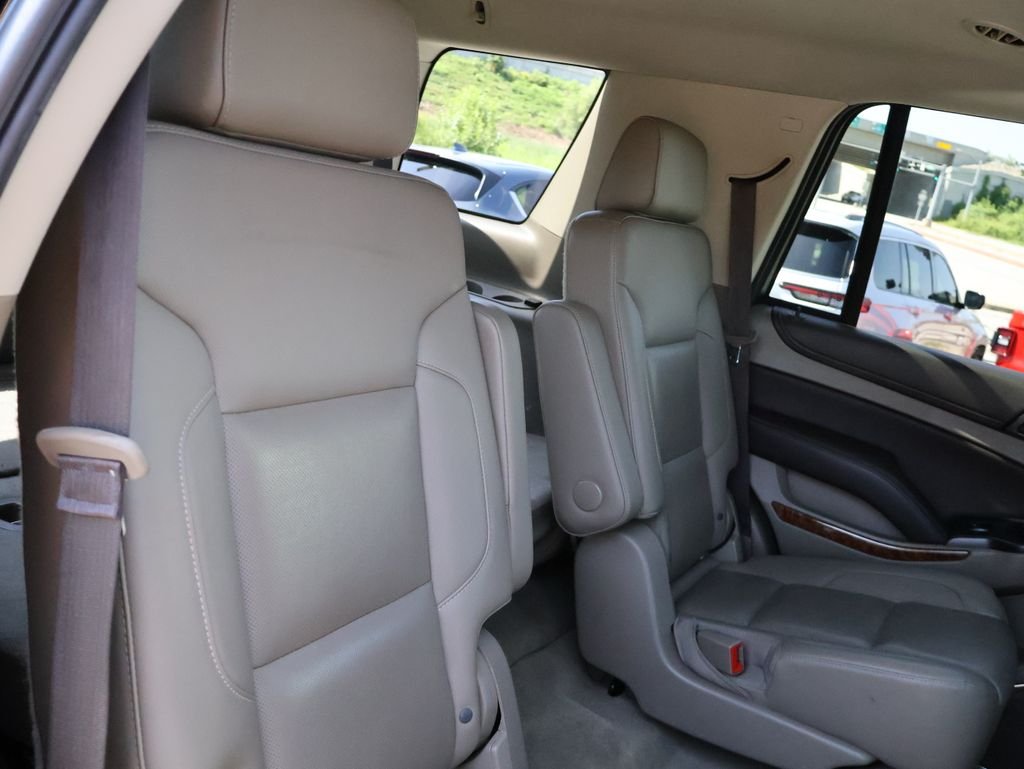 Used 2018 Black Chevrolet Premier image 12
