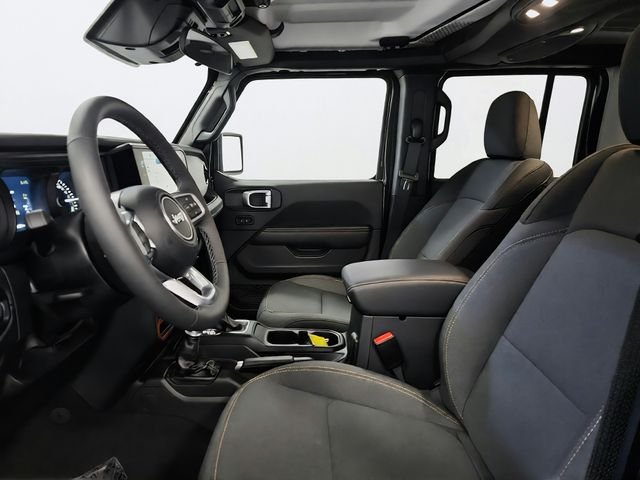 Used 2025 Black Jeep Sahara 4xe image 15