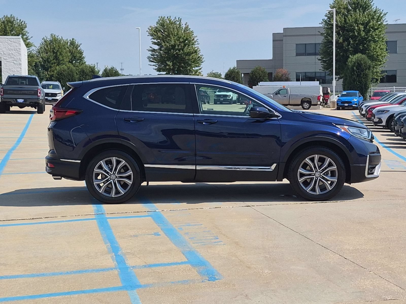 Certified Used 2022 Blue Honda Touring image 5