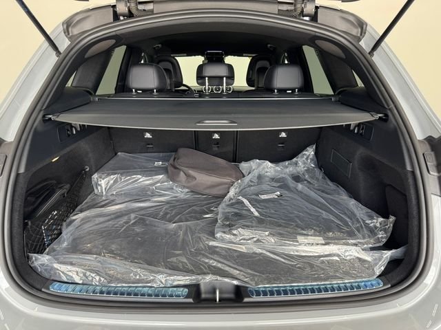 Certified Used 2026 MANUFAKTUR Alpine Gray Mercedes-Benz GLC 350e image 10