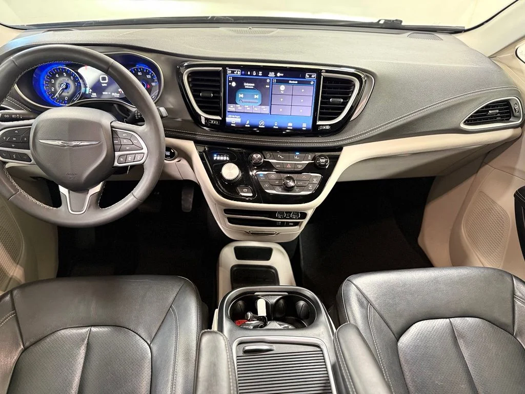 Used 2022 Blue Chrysler Touring L image 2