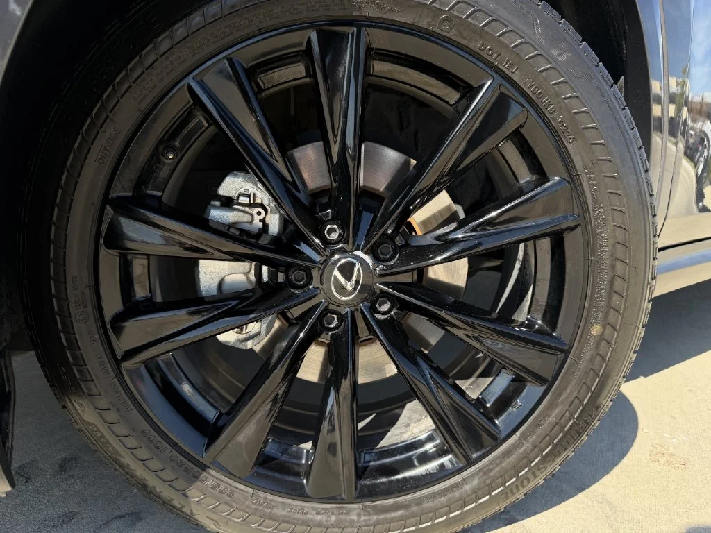 Used 2024 Gray Lexus 350 F SPORT Handling image 9