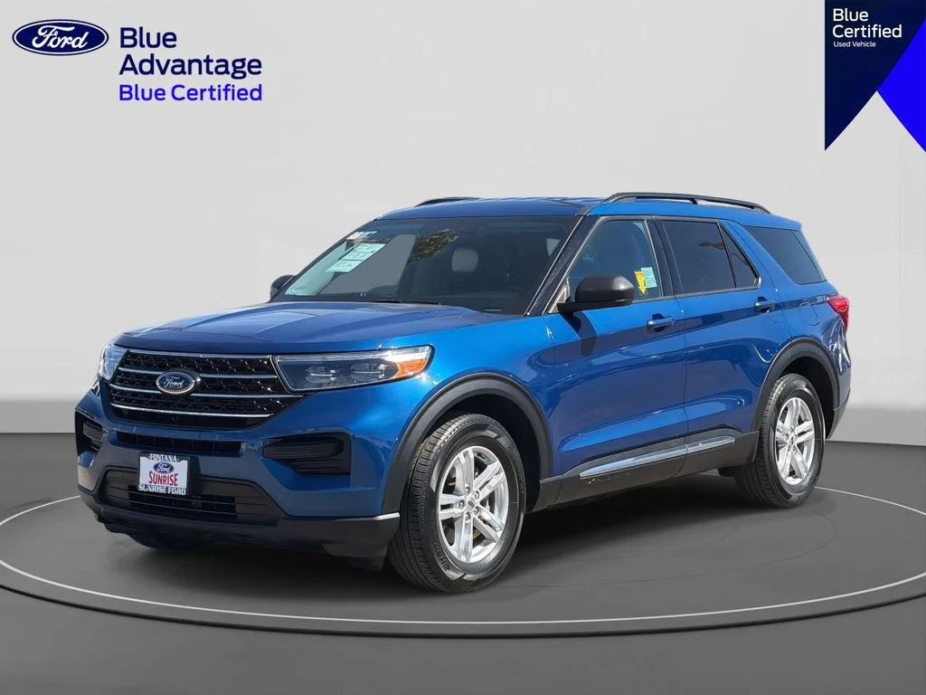2022 Ford Explorer XLT RWD's photo