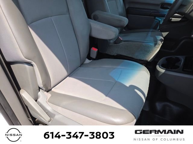 Used 2019 White Nissan SV image 28