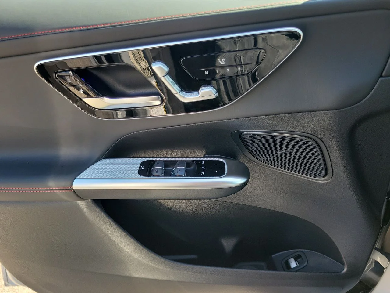 New 2026 Cirrus Silver Metallic Mercedes-Benz AMG® GLC 43 4MATIC® SUV image 25