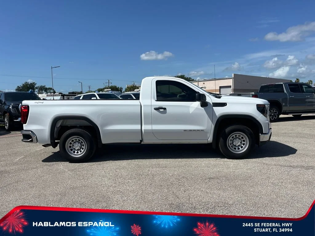 Used 2025 Summit White GMC Pro image 4
