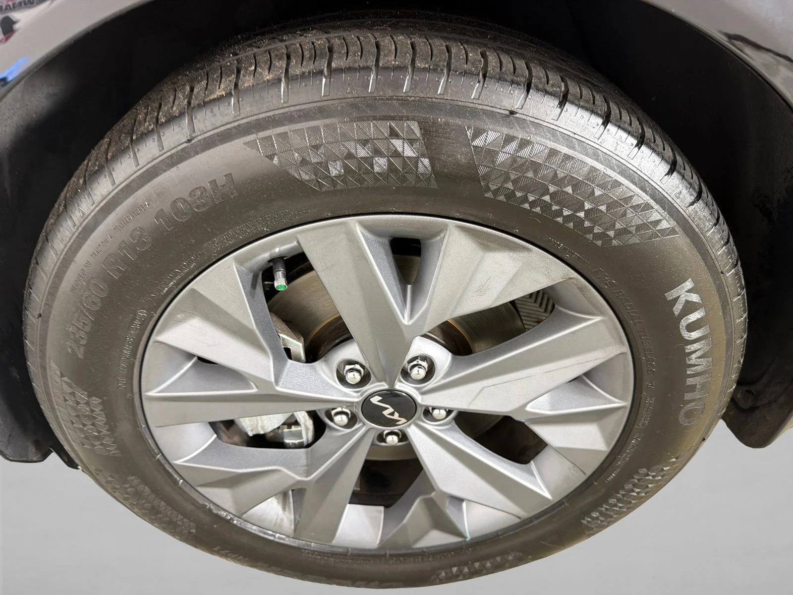 Used 2025 Blue Kia SX image 13