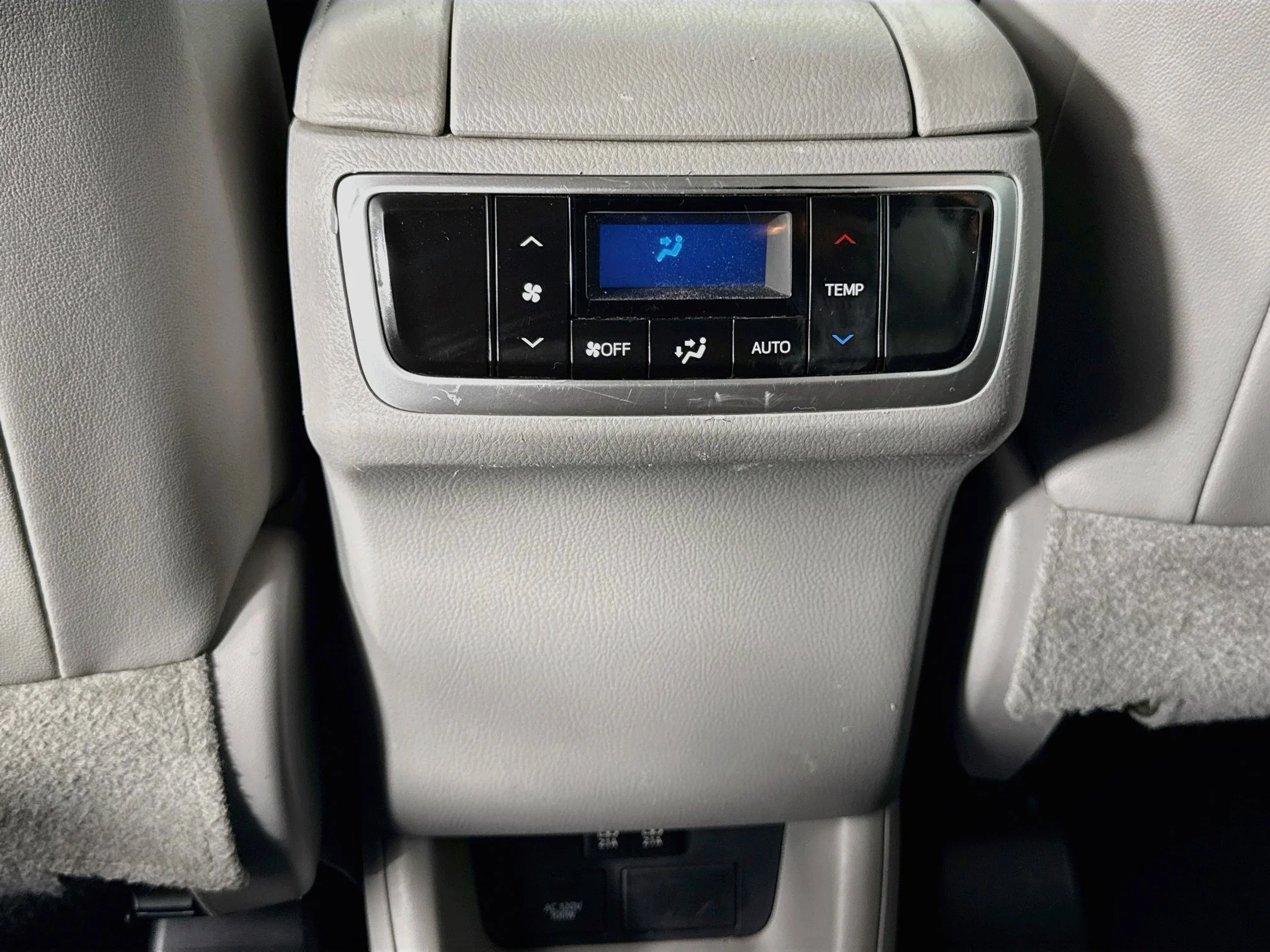 Used 2018 Blue Toyota SE image 26