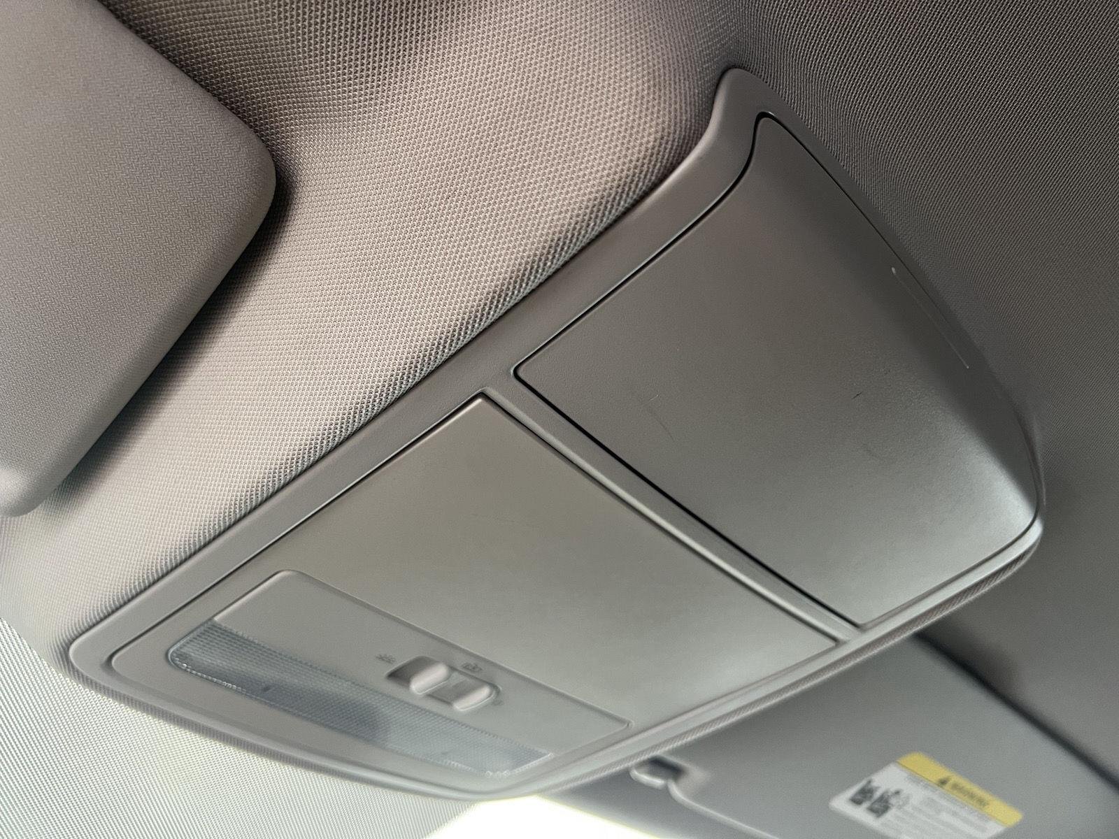 Used 2014 Platinum Gray Metallic Volkswagen S image 24
