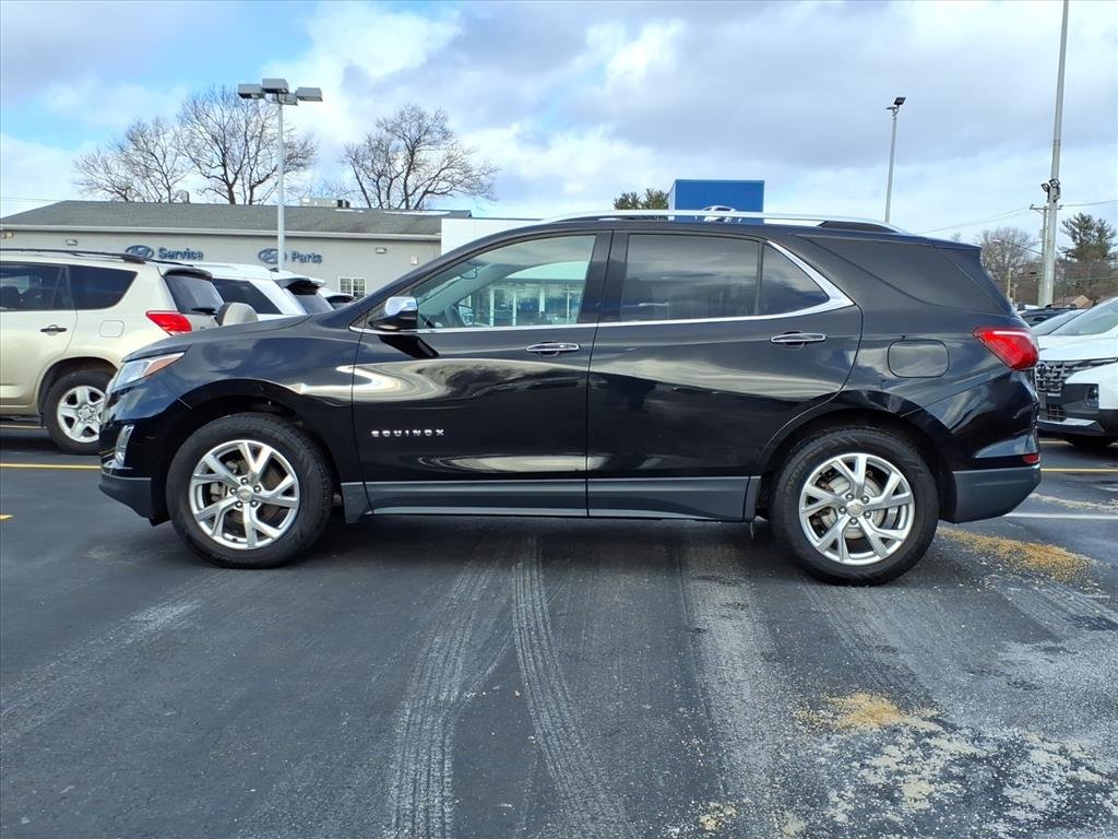 Used 2020 Chevrolet Equinox Premier with VIN 2GNAXXEV7L6180805 for sale in Meriden, CT