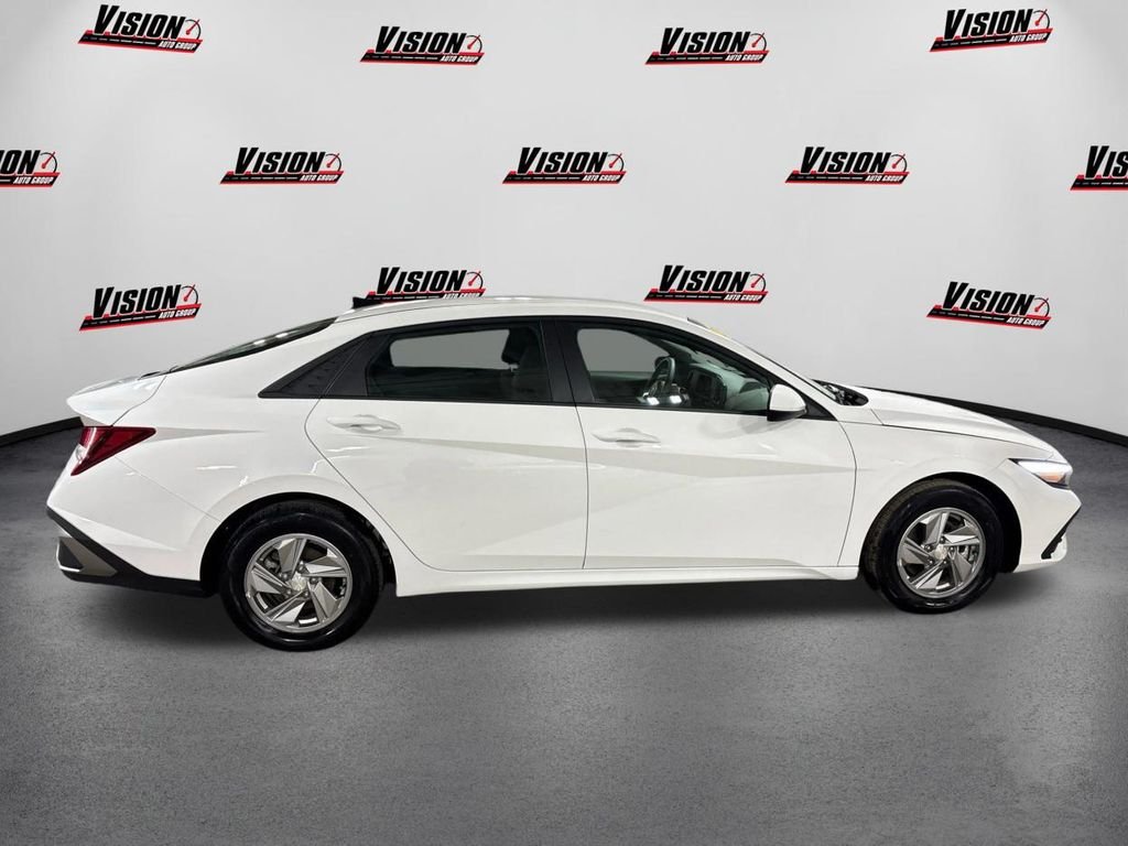Certified Used 2025 White Hyundai SE image 4
