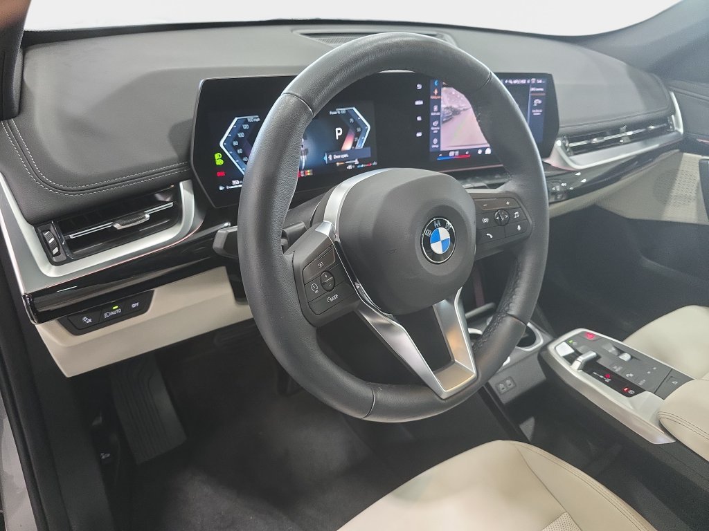 Used 2026 Space Silver Metallic BMW xDrive28i image 22