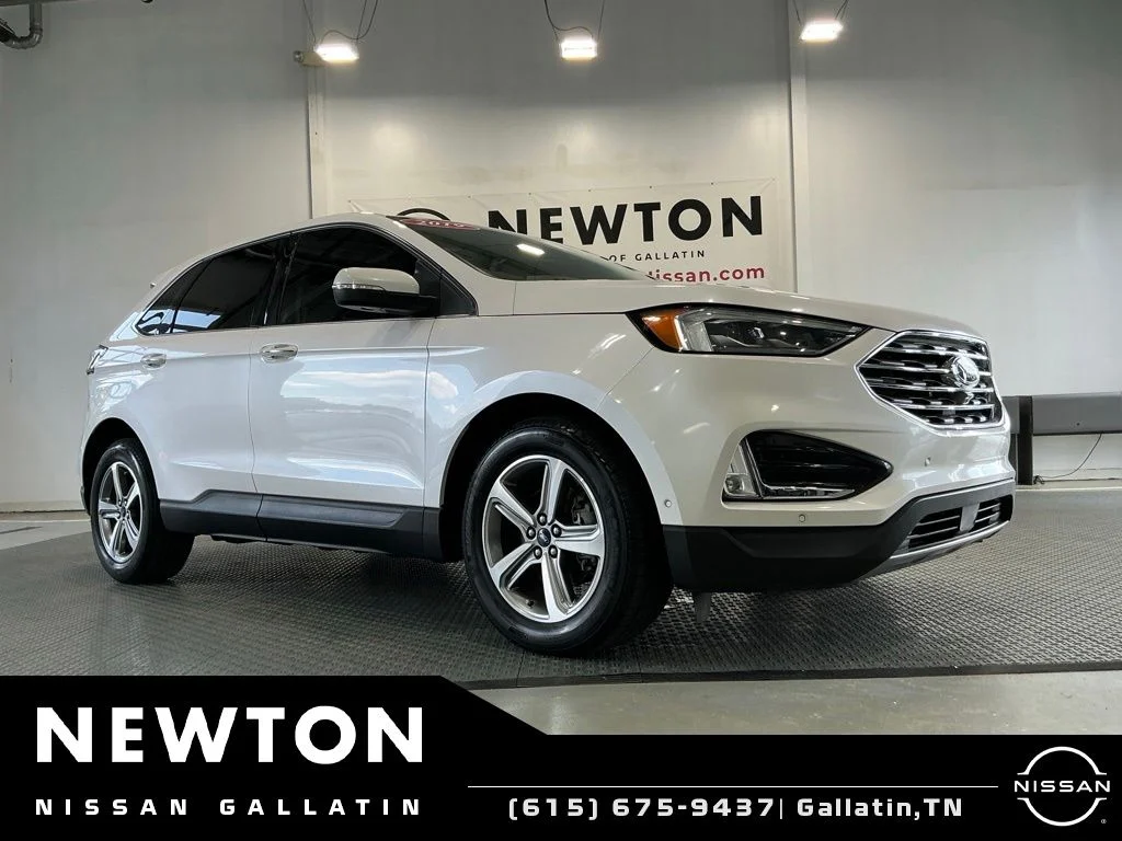 Used 2019 White Platinum Clearcoat Metallic Ford Titanium image 27
