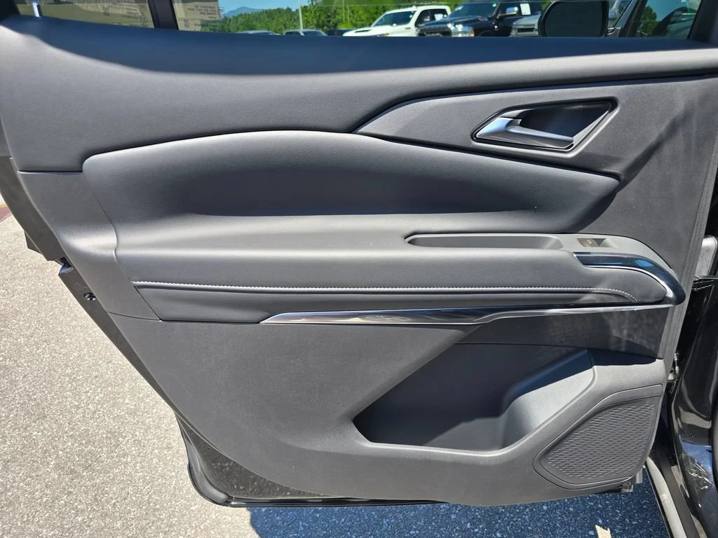 2026 Chevrolet Traverse LT - Photo 38