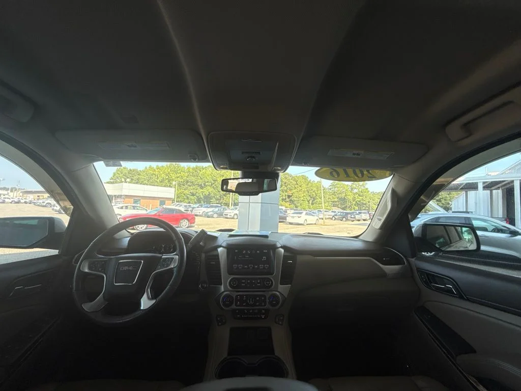 Used 2016 White GMC SLT image 12