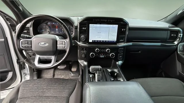 Used 2023 White Ford XLT image 19
