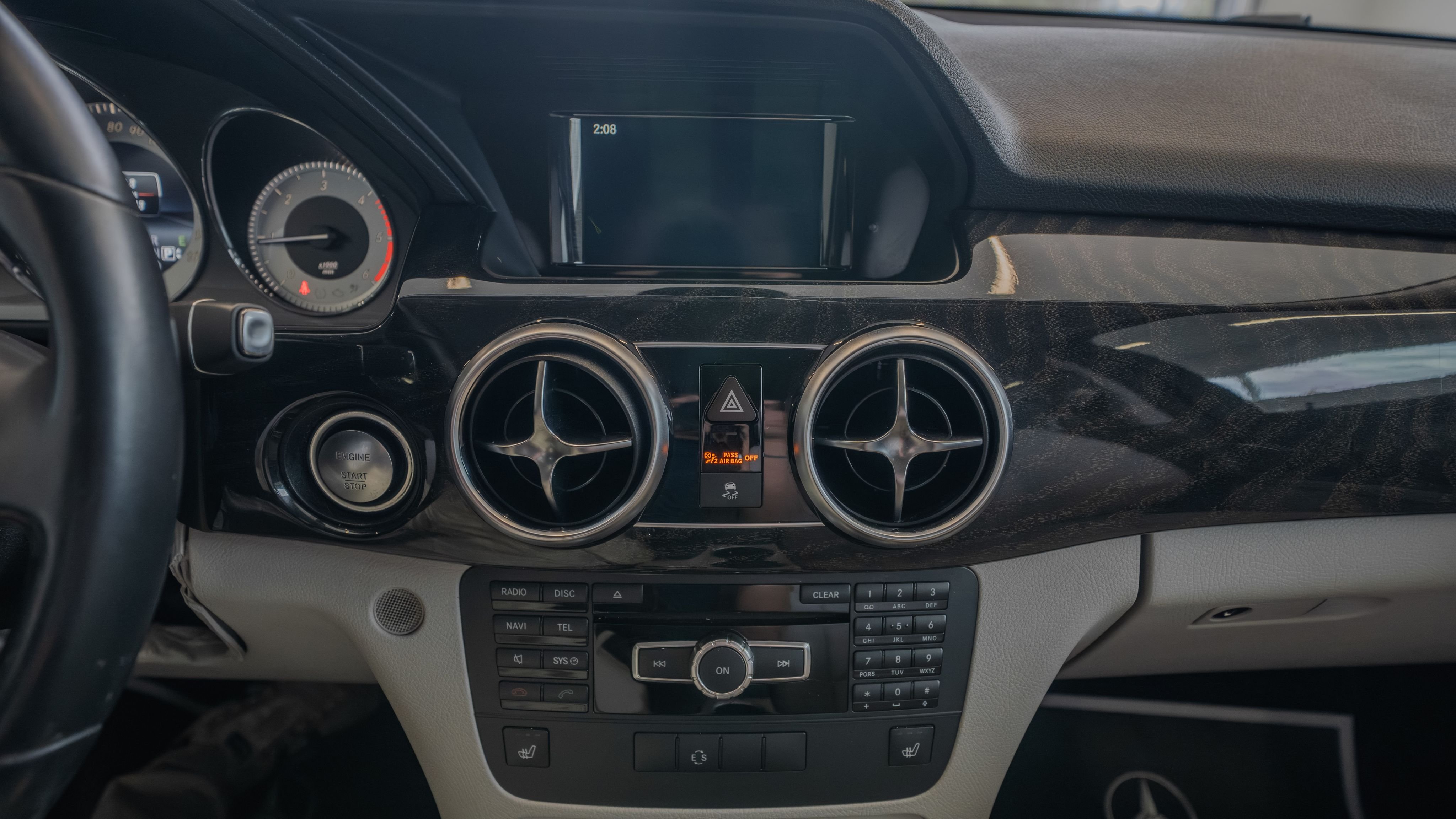 Used 2015 Diamond Silver Mercedes-Benz GLK 250 image 20