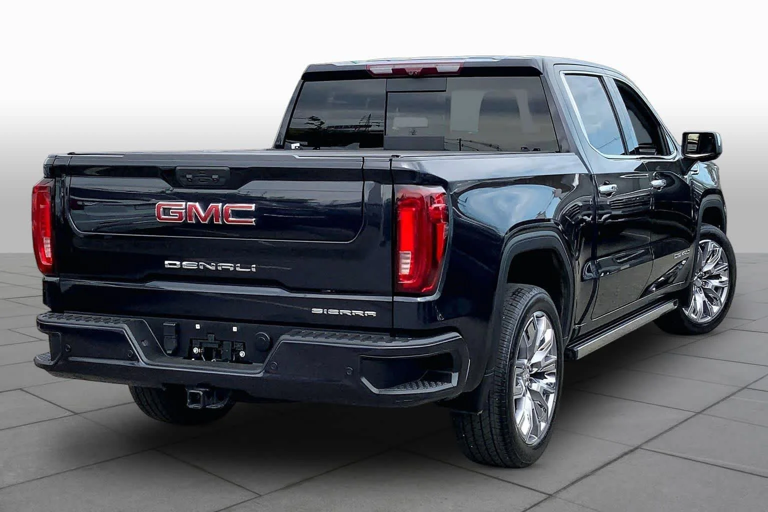 Used 2023 Titanium Rush Metallic GMC Denali image 13