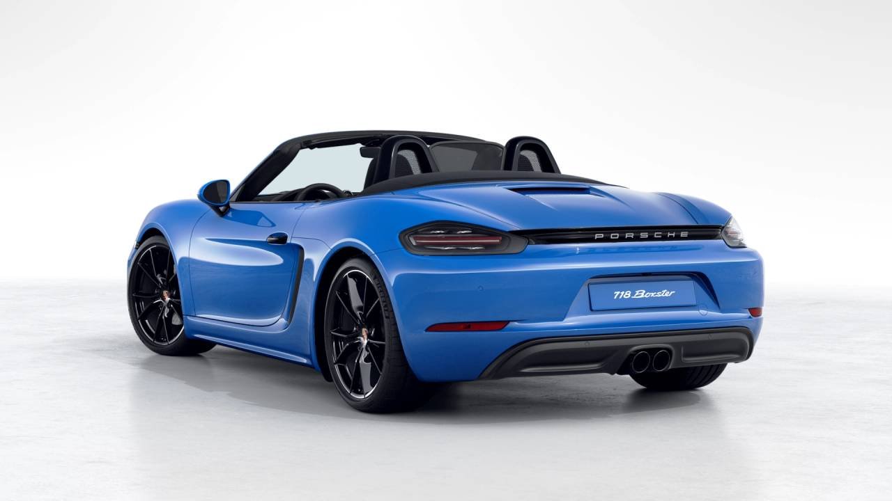 Certified Used 2024 Shark Blue Porsche  image 3
