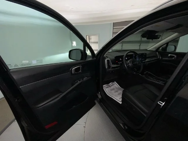 Used 2024 Black Kia S image 11