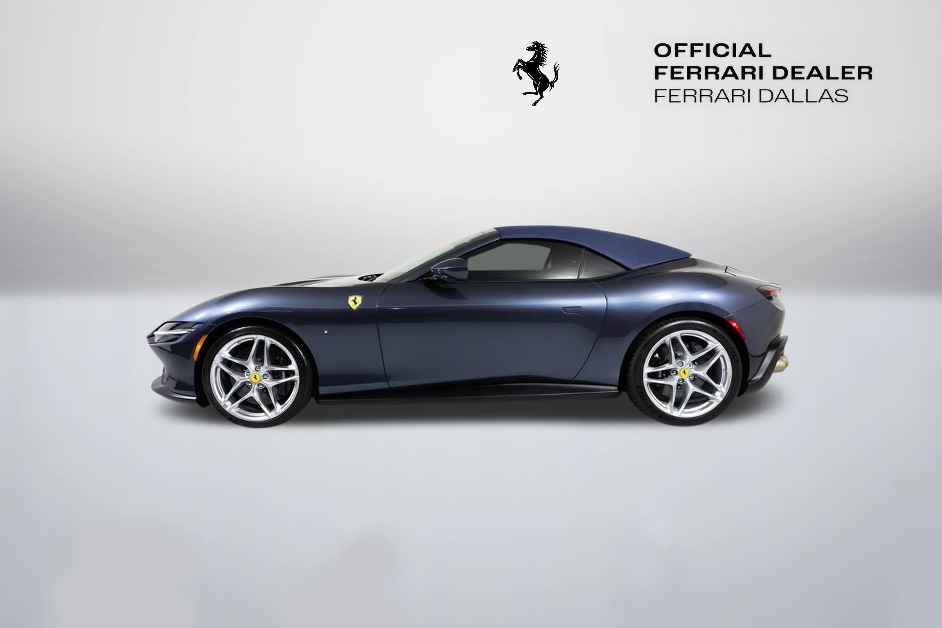 Used 2024 Blu Roma Ferrari Spider image 11